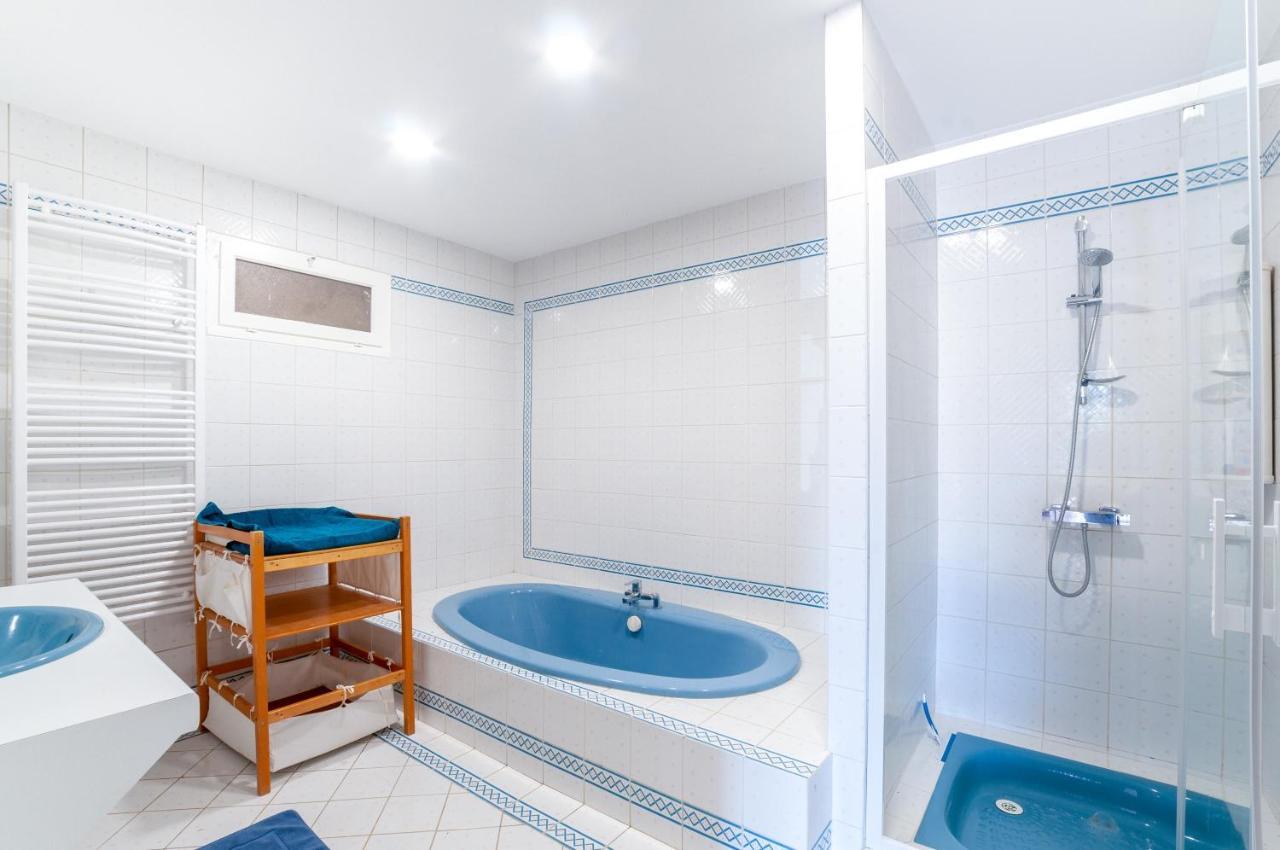 Chez Annie Et William Villa Montpouillan Kültér fotó